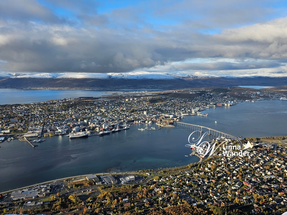 Tromso-市區纜車Fjellheisen、北極大教堂Arctic Cathedral - 第30張圖 Tromso-市區纜車Fjellheisen、北極大教堂Arctic Cathedral