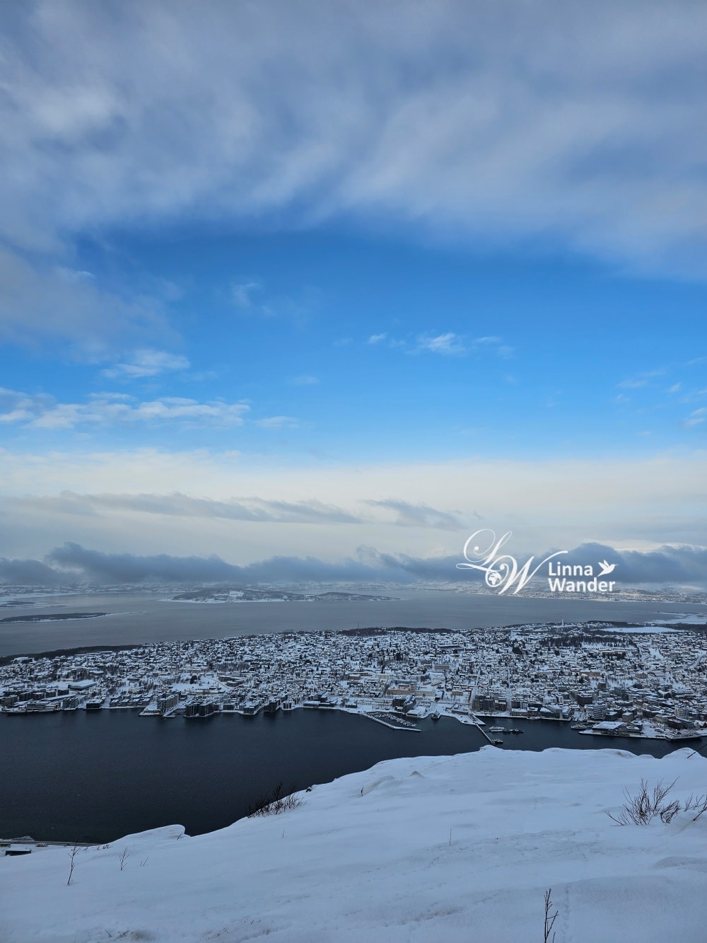 Tromso-市區纜車Fjellheisen、北極大教堂Arctic Cathedral - 第36張圖 Tromso-市區纜車Fjellheisen、北極大教堂Arctic Cathedral